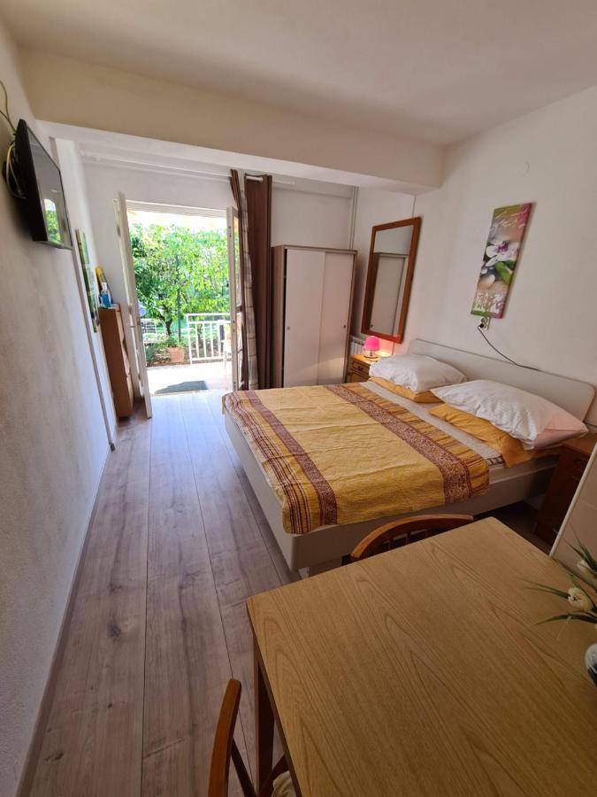 Apartments Ana Medulin Extérieur photo